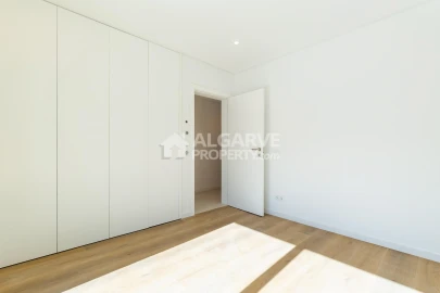 Moradia T4 para Venda em Quarteira