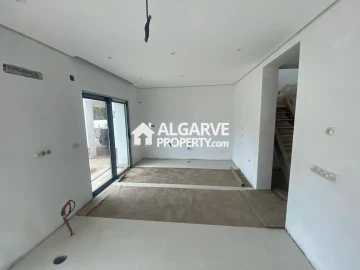 Moradia T4 para Venda em Quarteira