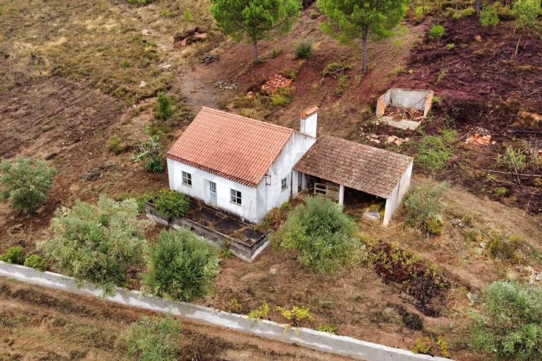 Moradia T2 para Venda em Mação, Penhascoso e Aboboreira Foto 1