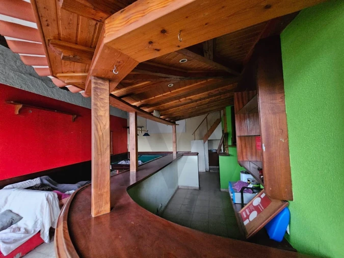 Loja para Arrendamento em Jardim da Serra Foto 2