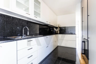 Moradia T5 para Venda em Lumiar