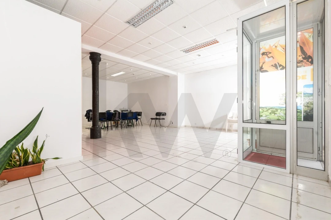 Moradia T5 para Venda em Lagoa (Nossa Senhora do Rosario) Foto 61