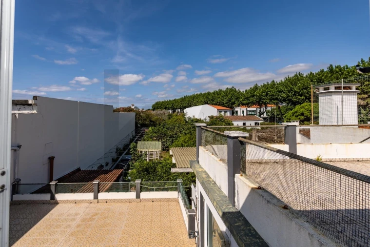 Moradia T5 para Venda em Lagoa (Nossa Senhora do Rosario) Foto 37