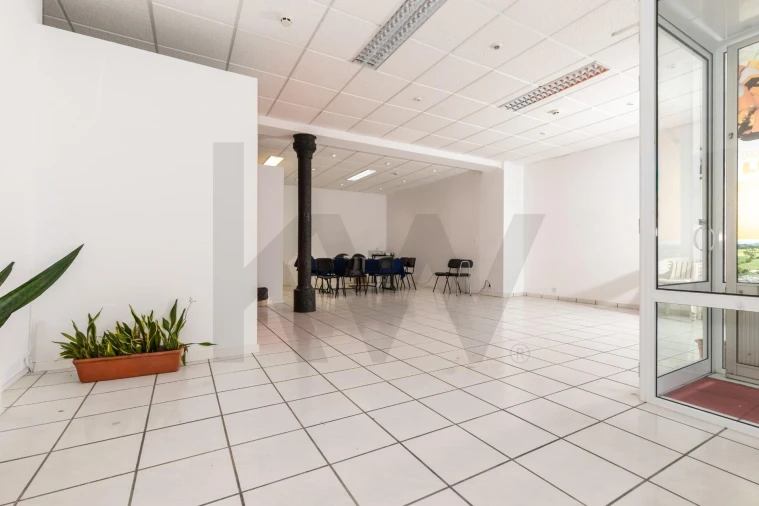 Moradia T5 para Venda em Lagoa (Nossa Senhora do Rosario) Foto 60