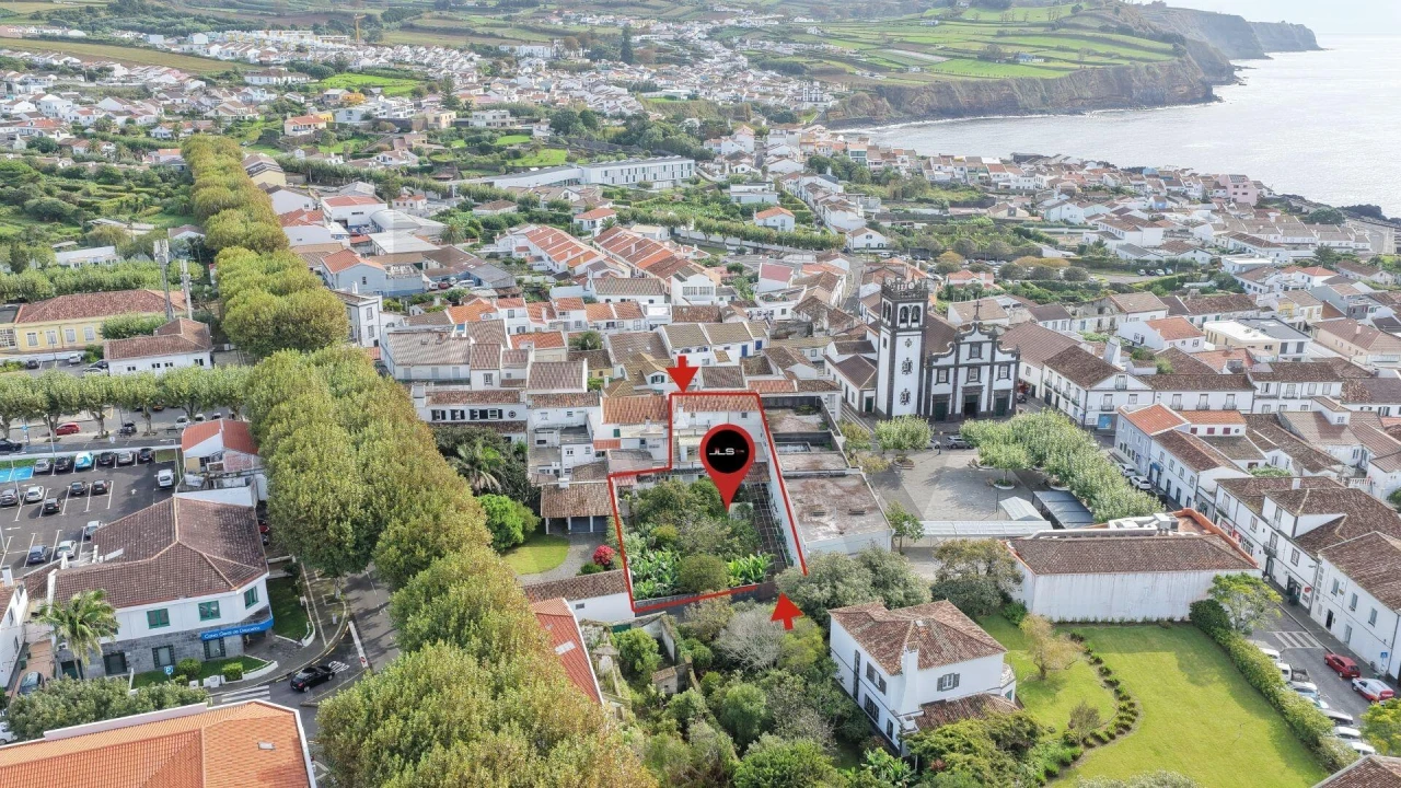 Moradia T5 para Venda em Lagoa (Nossa Senhora do Rosario) Foto 3