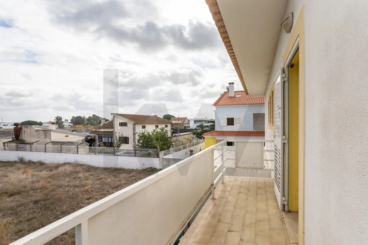 Moradia T4 para Venda em Alhos Vedros Foto 26