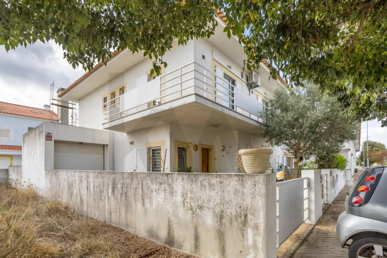 Moradia T4 para Venda em Alhos Vedros Foto 33