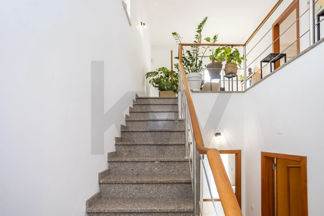 Moradia T4 para Venda em Alhos Vedros Foto 13