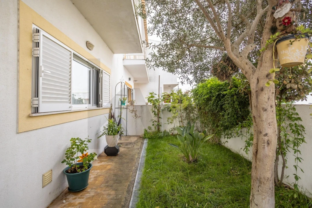 Moradia T4 para Venda em Alhos Vedros Foto 28