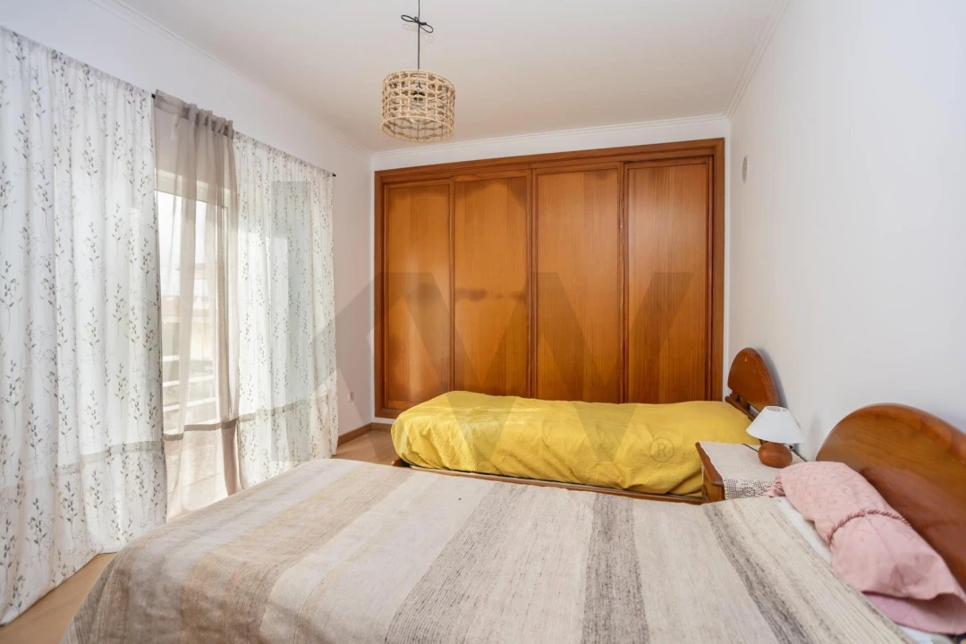 Moradia T4 para Venda em Alhos Vedros Foto 16