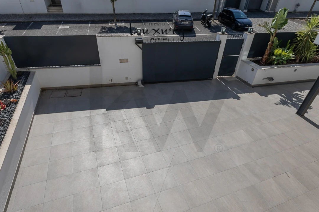 Moradia T5 para Venda em Algés, Linda-A-Velha e Cruz Quebrada-Dafundo Foto 90