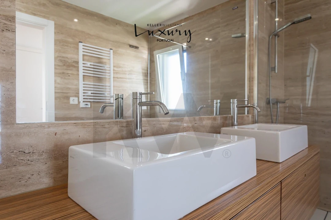 Moradia T5 para Venda em Algés, Linda-A-Velha e Cruz Quebrada-Dafundo Foto 55