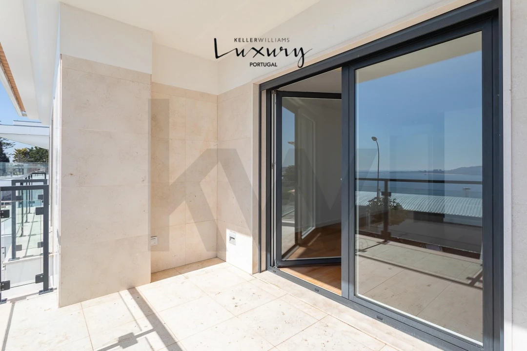 Moradia T5 para Venda em Algés, Linda-A-Velha e Cruz Quebrada-Dafundo Foto 59