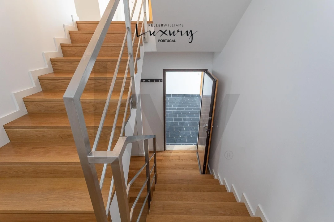 Moradia T5 para Venda em Algés, Linda-A-Velha e Cruz Quebrada-Dafundo Foto 74