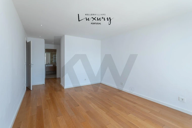 Moradia T5 para Venda em Algés, Linda-A-Velha e Cruz Quebrada-Dafundo Foto 50