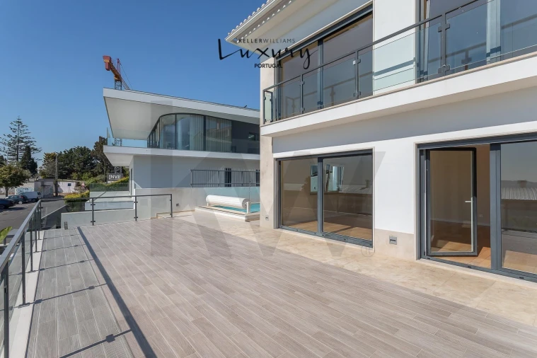 Moradia T5 para Venda em Algés, Linda-A-Velha e Cruz Quebrada-Dafundo Foto 23