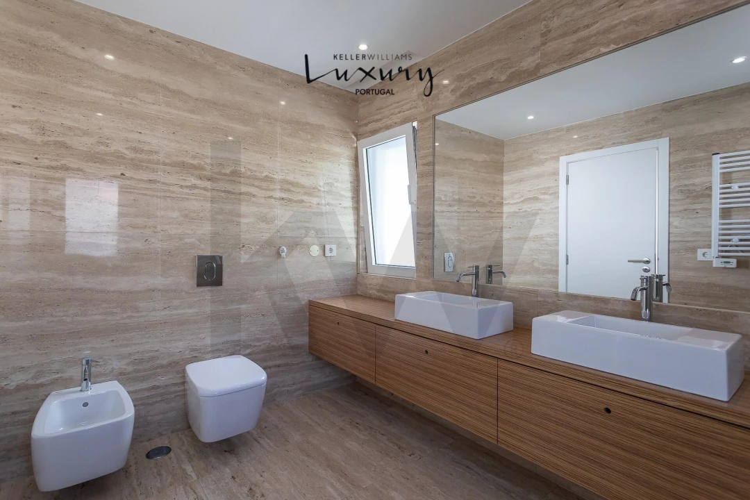 Moradia T5 para Venda em Algés, Linda-A-Velha e Cruz Quebrada-Dafundo Foto 53