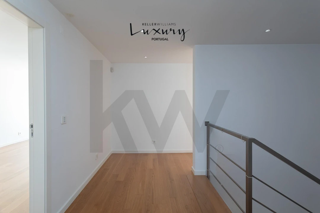 Moradia T5 para Venda em Algés, Linda-A-Velha e Cruz Quebrada-Dafundo Foto 40