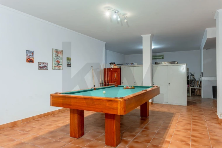 Moradia T4 para Venda em Almargem do Bispo, Pêro Pinheiro e Montelavar Foto 53