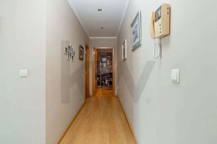 Moradia T4 para Venda em Almargem do Bispo, Pêro Pinheiro e Montelavar Foto 23