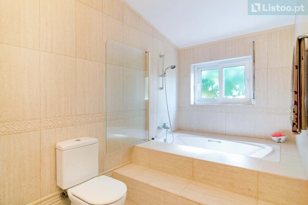 Moradia T4 para Venda em Agualva e Mira-Sintra Foto 22