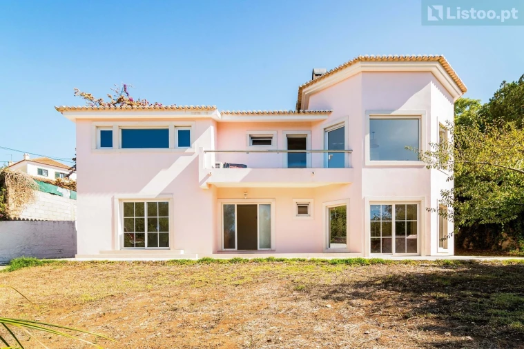 Moradia T4 para Venda em Agualva e Mira-Sintra Foto 3