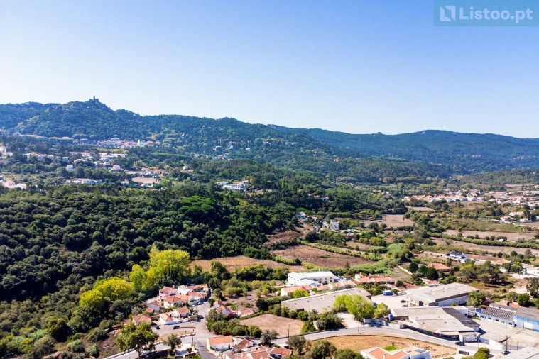 Moradia T4 para Venda em Agualva e Mira-Sintra Foto 7