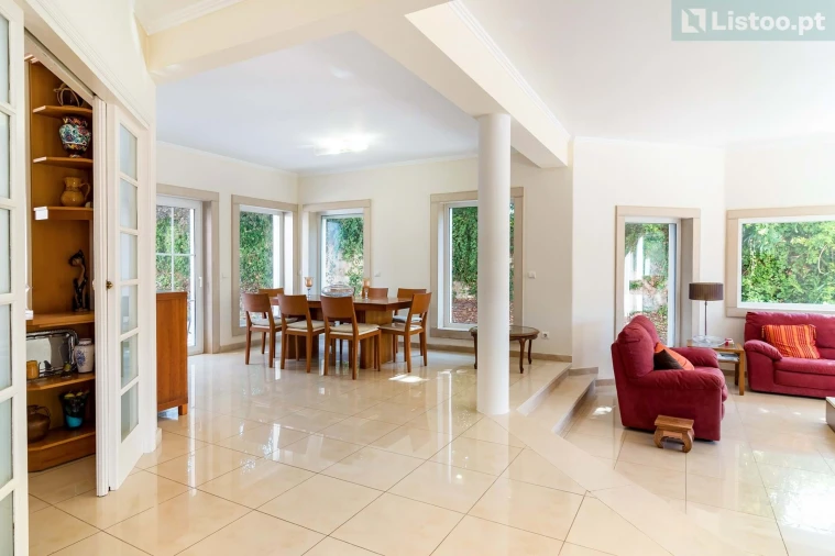 Moradia T4 para Venda em Agualva e Mira-Sintra Foto 5