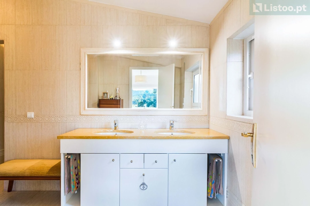 Moradia T4 para Venda em Agualva e Mira-Sintra Foto 21