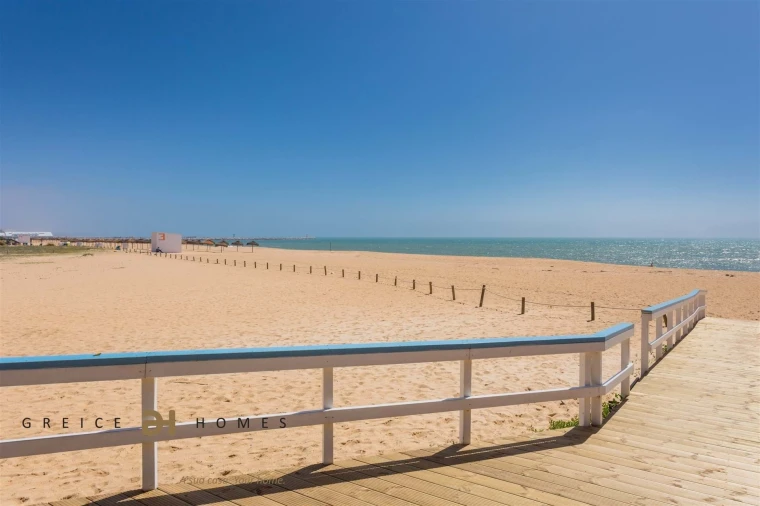 Apartamento T1 para Venda em Quarteira Foto 15