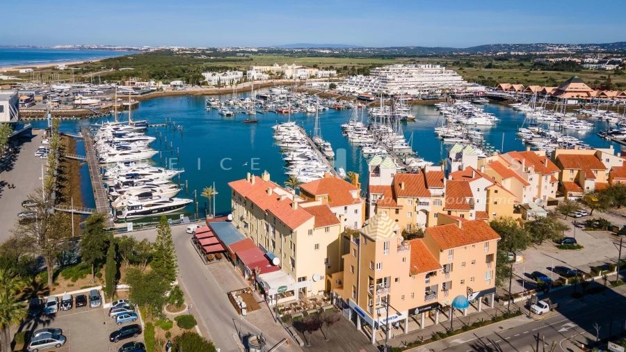 Apartamento T1 para Venda em Quarteira Foto 17