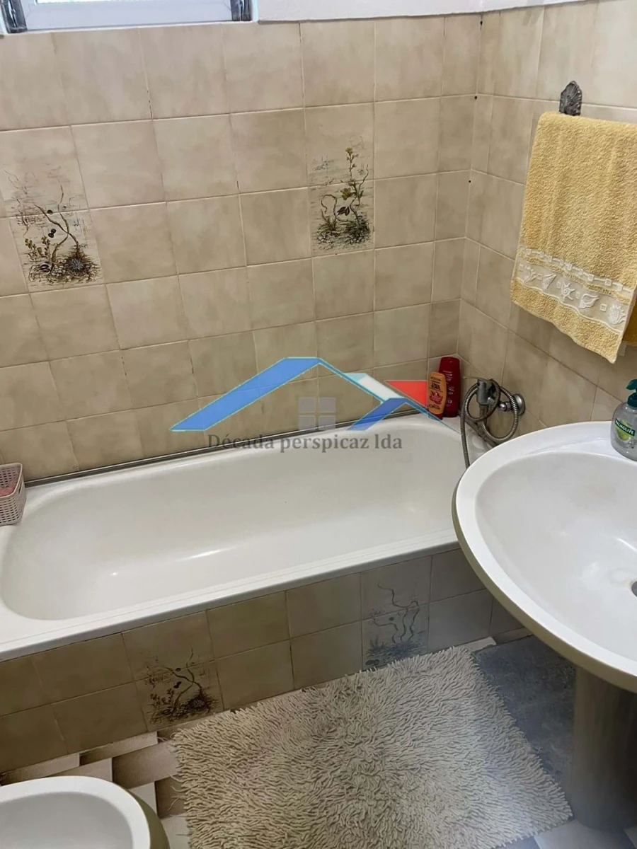 Quinta T4 para Venda em Branca Foto 9