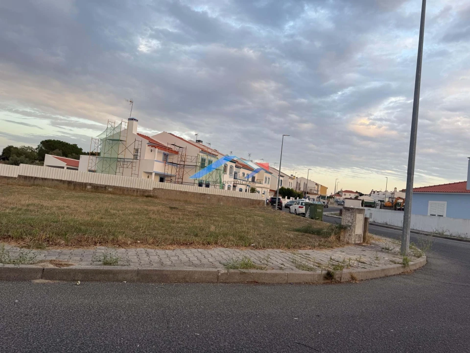 Terreno para Venda em Coruche, Fajarda e Erra Foto 2