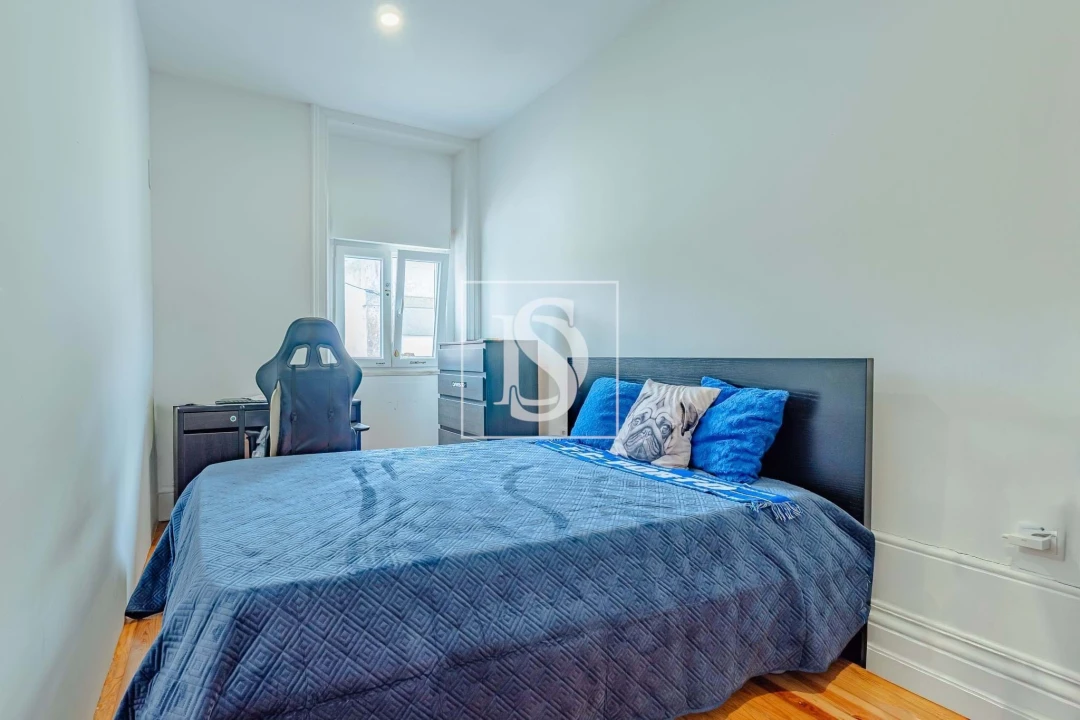 Moradia T4 para Venda em Custoias Foto 15