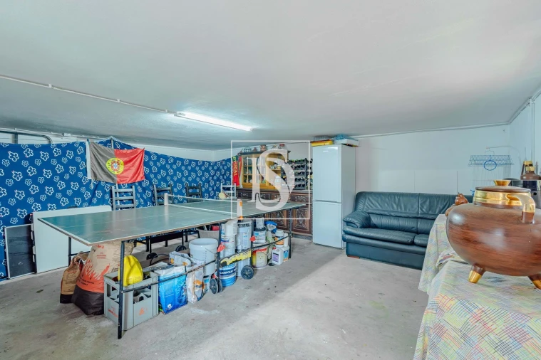 Moradia T4 para Venda em Custoias Foto 31