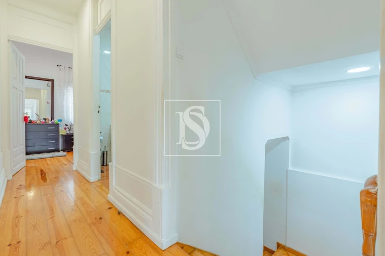 Moradia T4 para Venda em Custoias Foto 19