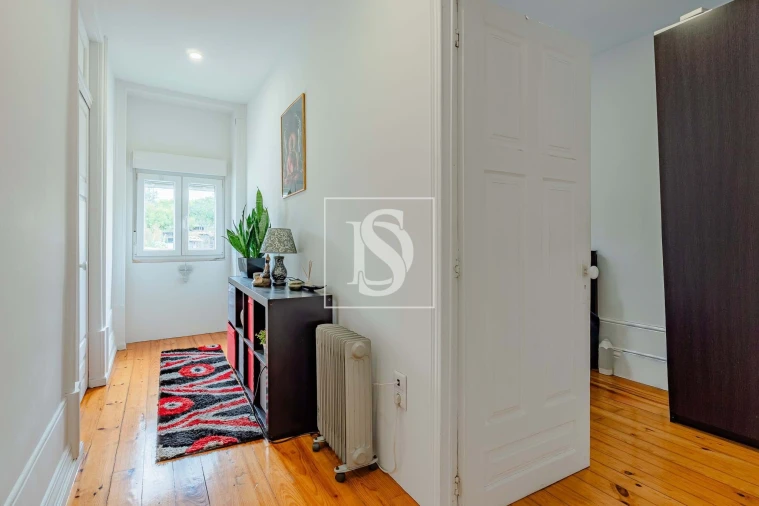 Moradia T4 para Venda em Custoias Foto 17