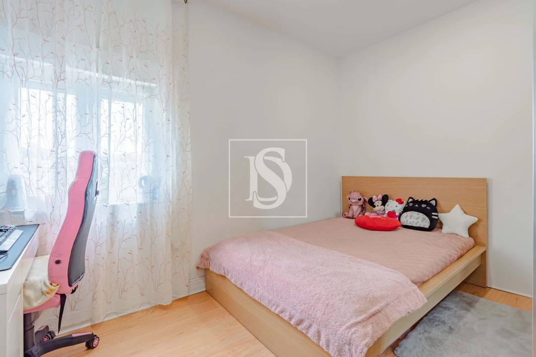 Moradia T4 para Venda em Custoias Foto 22