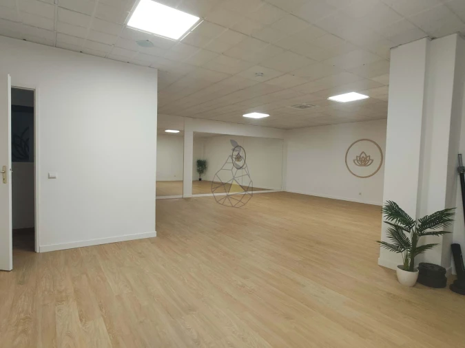 Negócio para Arrendamento em Armação de Pera Foto 6