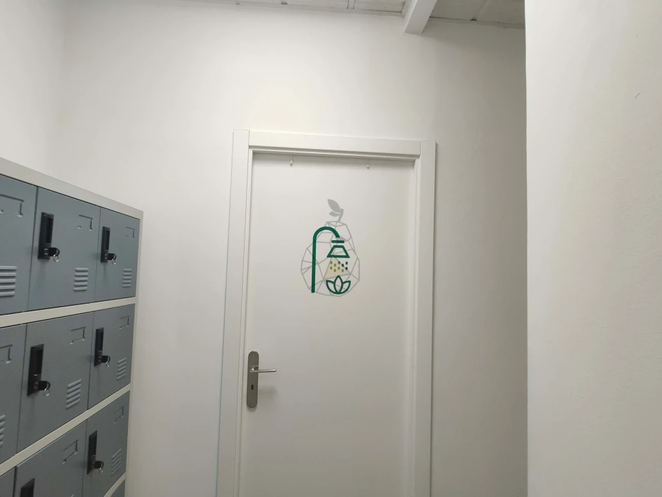 Negócio para Arrendamento em Armação de Pera Foto 10