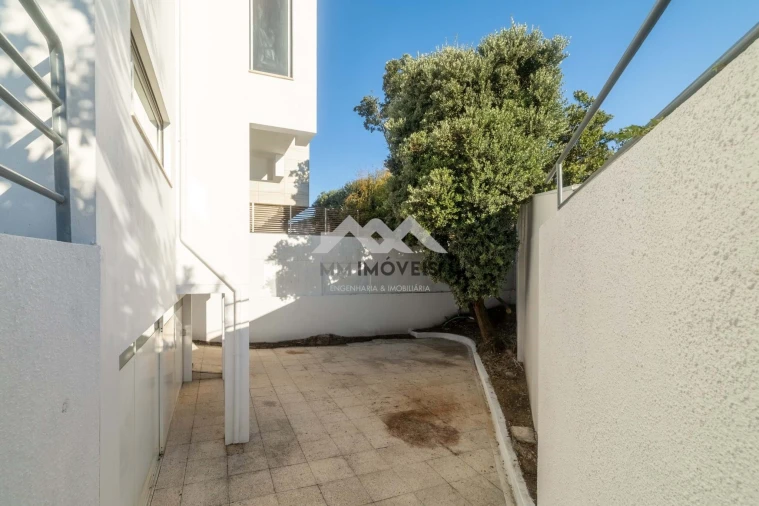 Moradia T4 para Venda em Matosinhos e Leça da Palmeira Foto 98