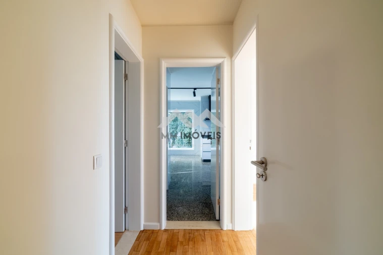 Moradia T4 para Venda em Matosinhos e Leça da Palmeira Foto 76