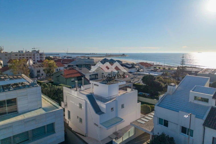 Moradia T4 para Venda em Matosinhos e Leça da Palmeira Foto 3
