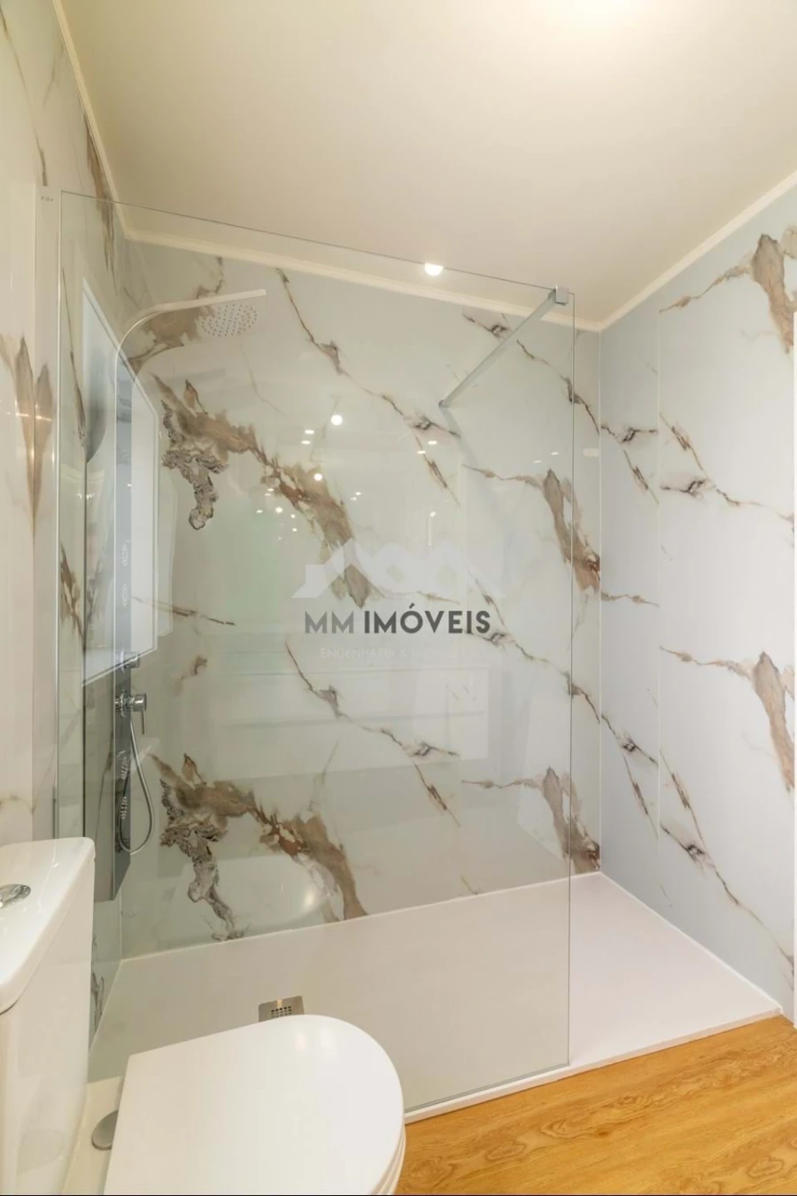 Moradia T4 para Venda em Matosinhos e Leça da Palmeira Foto 53