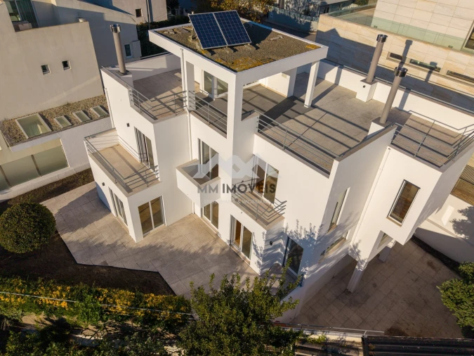 Moradia T4 para Venda em Matosinhos e Leça da Palmeira Foto 32