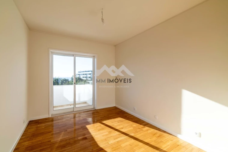 Moradia T4 para Venda em Matosinhos e Leça da Palmeira Foto 56