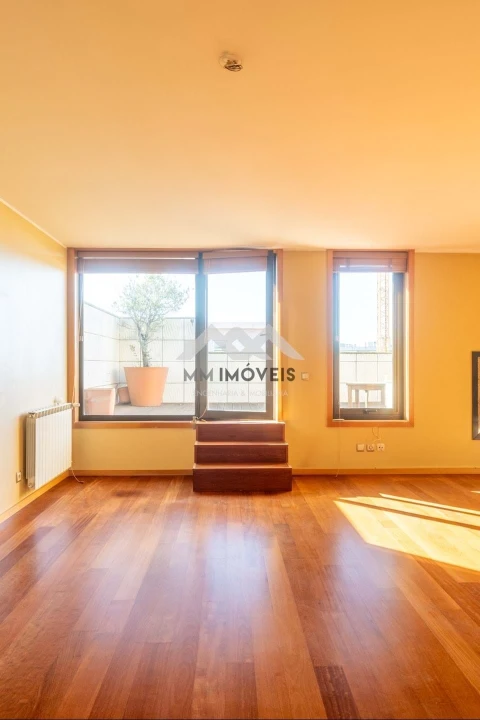 Apartamento T5 para Venda em Matosinhos e Leça da Palmeira