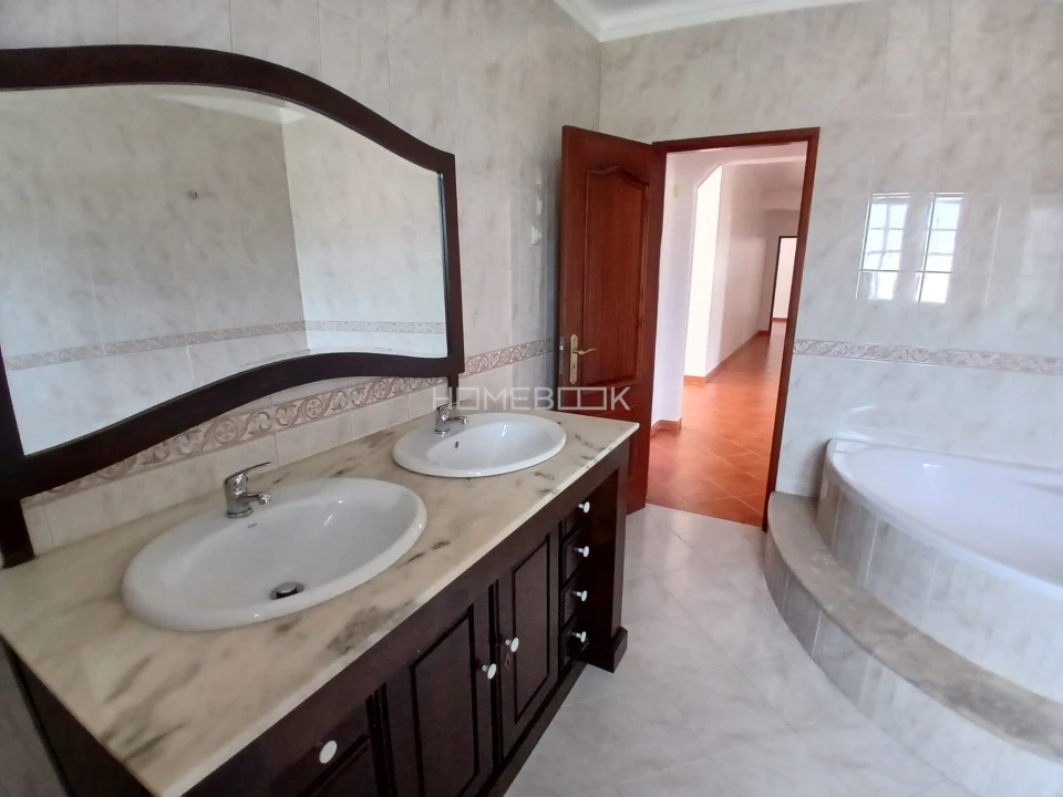 Quinta T7 para Venda em Vila Franca de Xira Foto 25