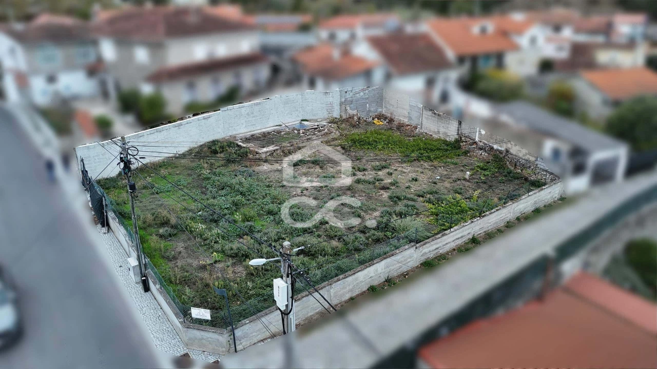 Terreno para Venda em Santa Maria Maior Foto 1