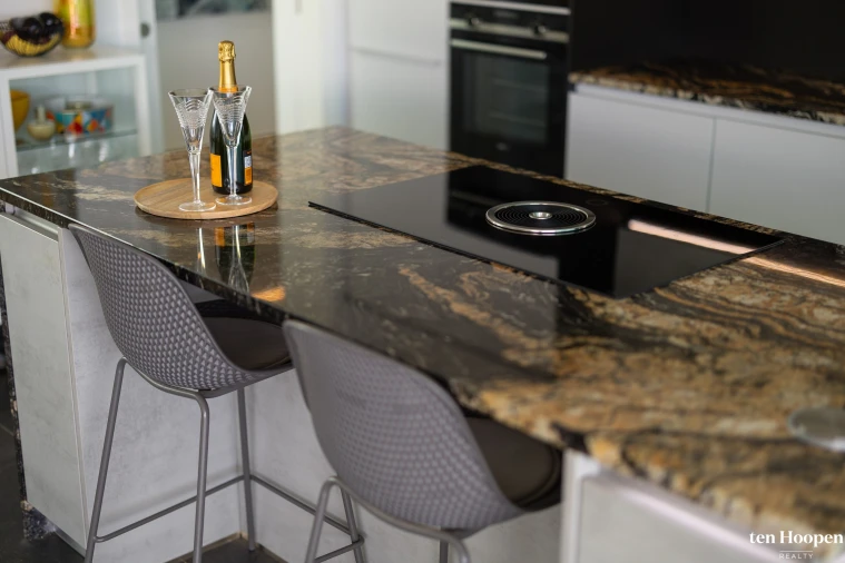 Moradia T2 para Venda em Luz Foto 9